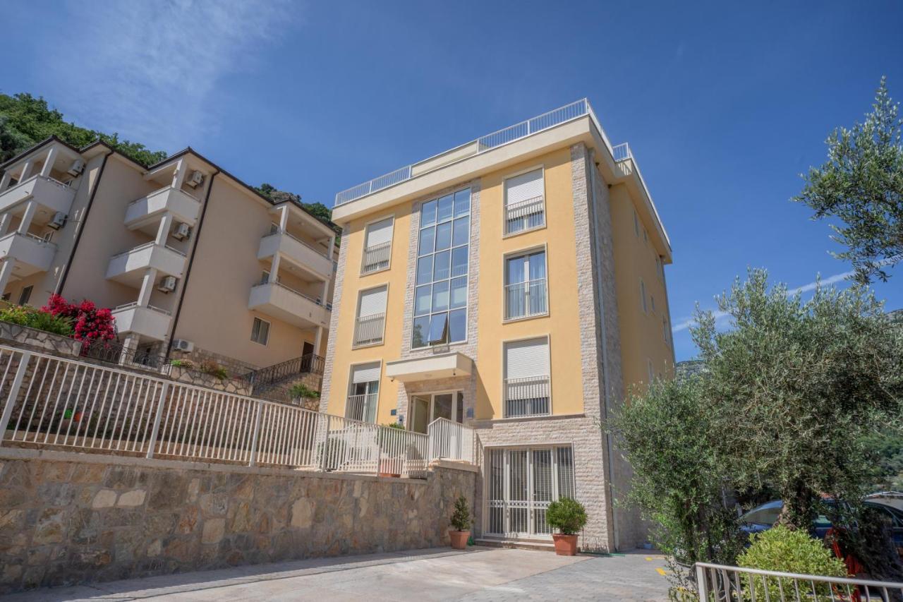 Apartments Bonazza Petrovac 外观 照片
