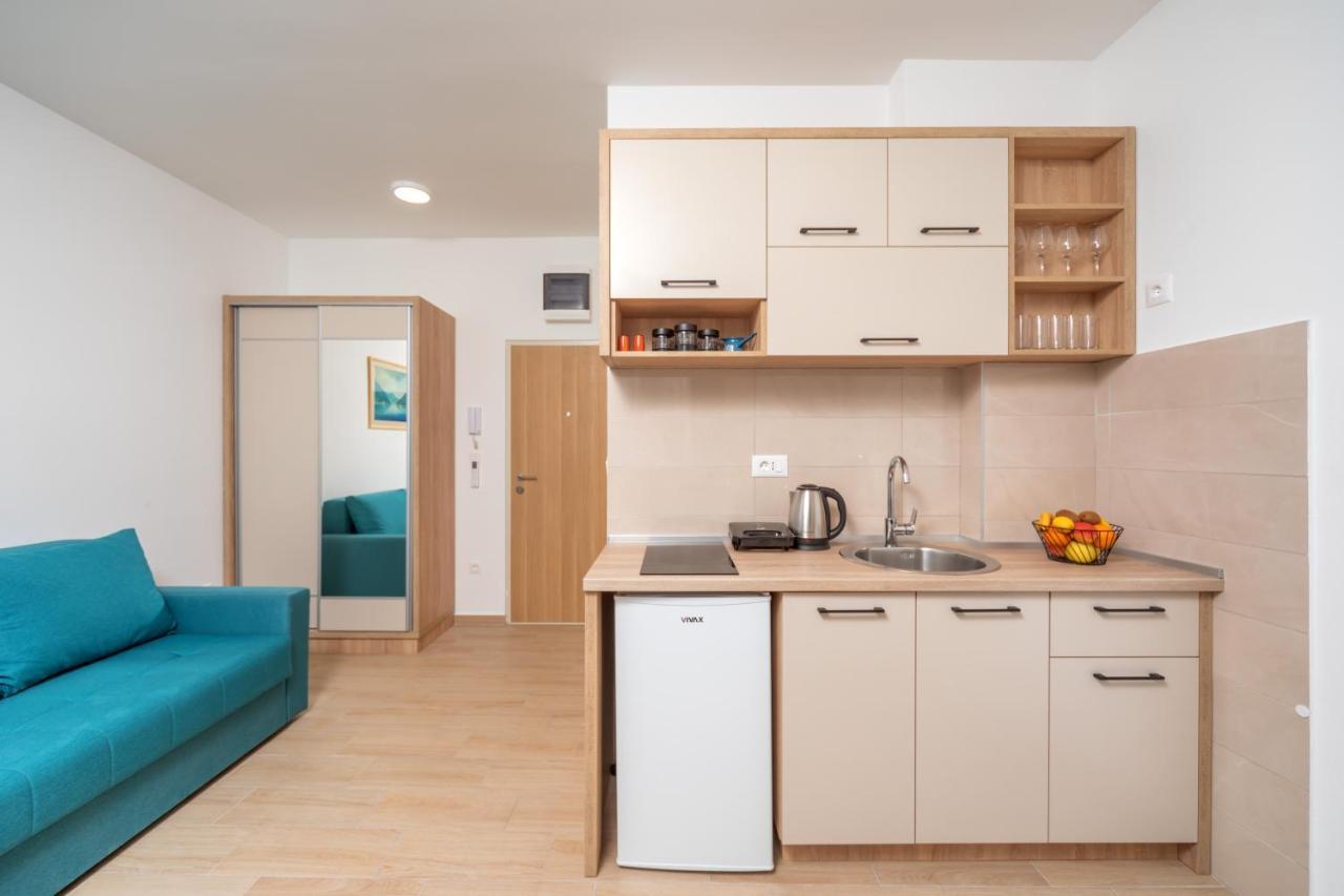 Apartments Bonazza Petrovac 外观 照片