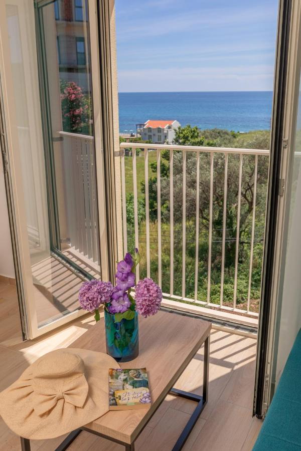 Apartments Bonazza Petrovac 外观 照片