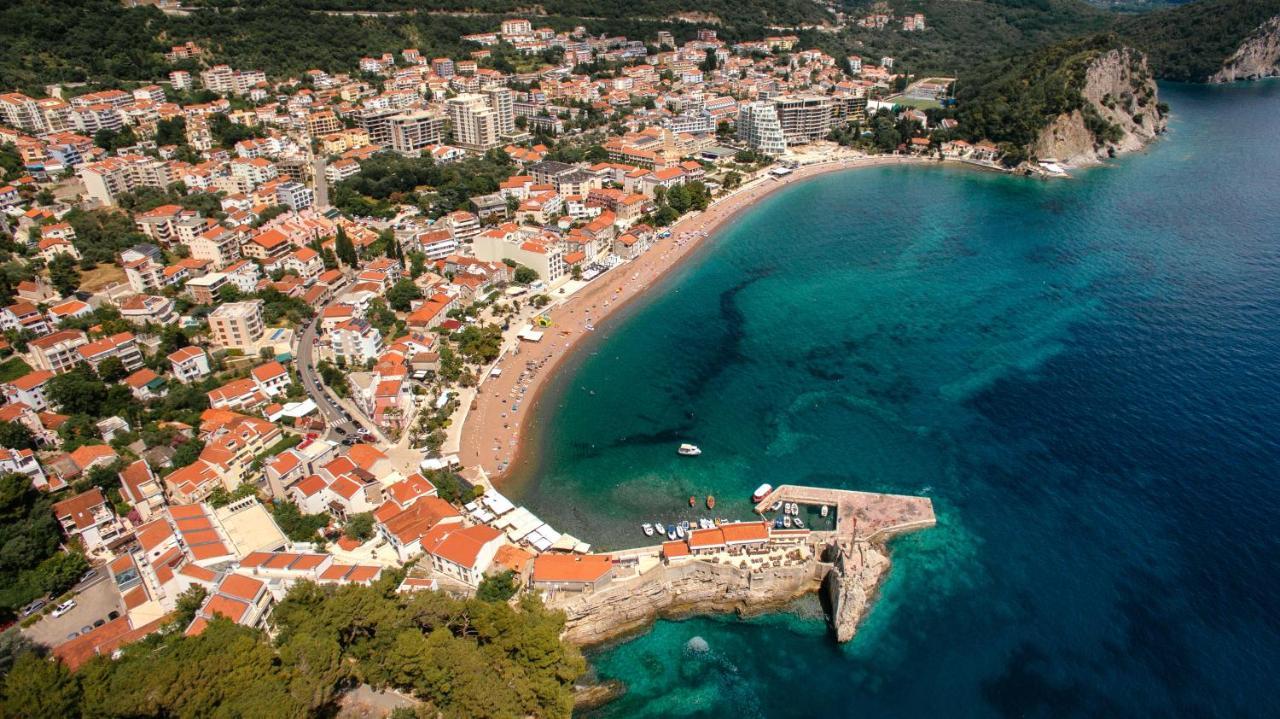 Apartments Bonazza Petrovac 外观 照片