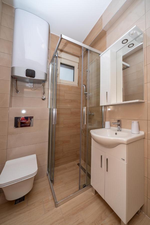 Apartments Bonazza Petrovac 外观 照片